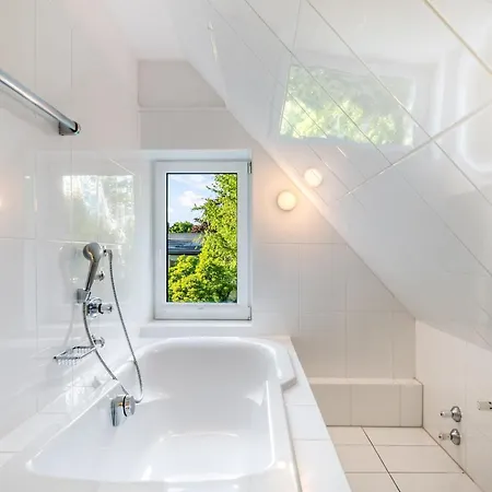 Seeperle49 Wg2 - Besonders, Stilvoll Mit Eigenem Badestrand Daire Nonnenhorn